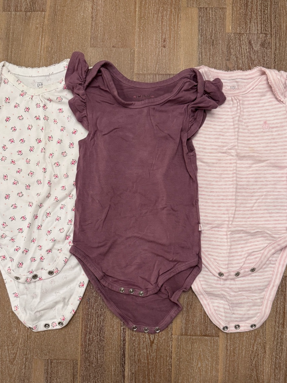 3 Baby Toddler Onesies Gap Posh Peanut 12-18 Months